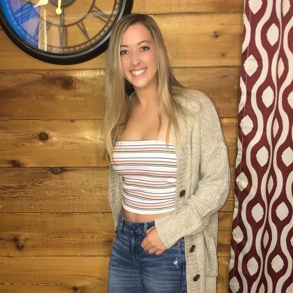 Meet your Posher, Amy - Picture 1 of 1